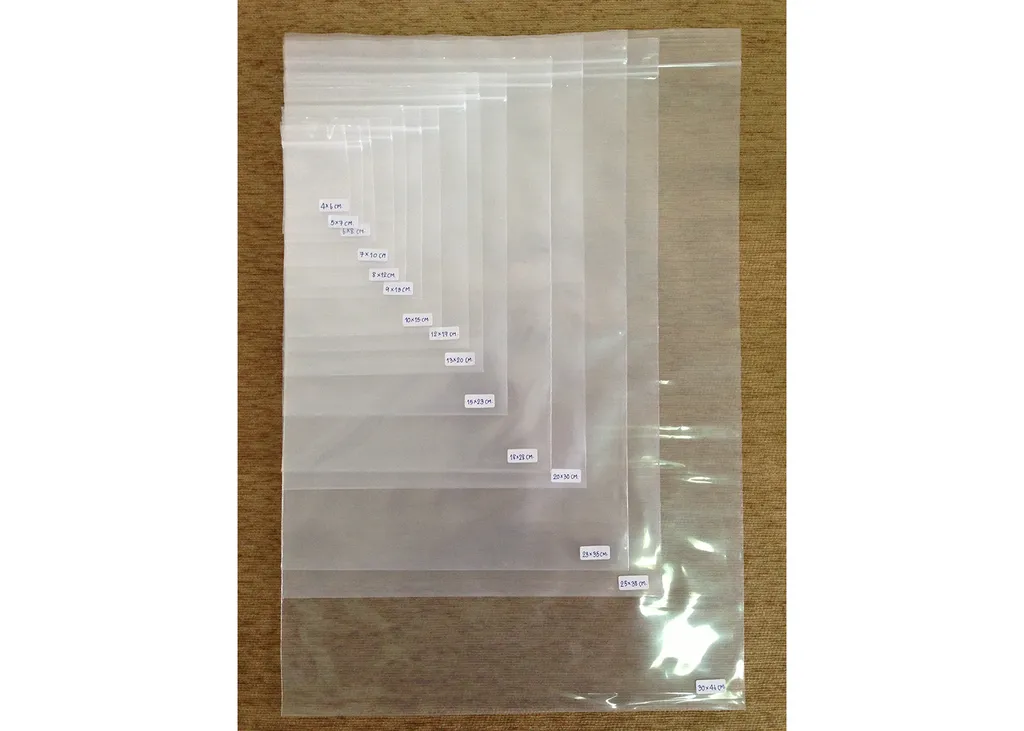 ถุงซิปล็อคใส 7*10 ซม. (1กก. 6แพ็ค) FSRBSTADN0005