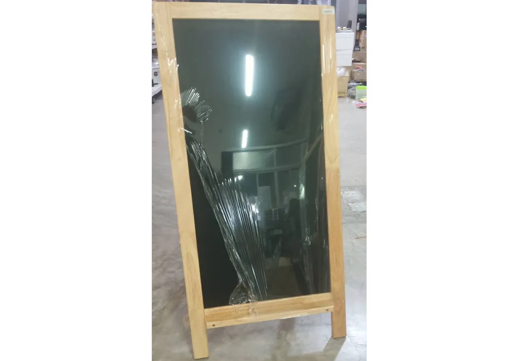 กระดานดำ+ขาตั้ง S (50x98cm.)