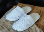 รองเท้าสลิปเปอร์ผ้ารังผึ้ง 250 GSM White หัวปิด