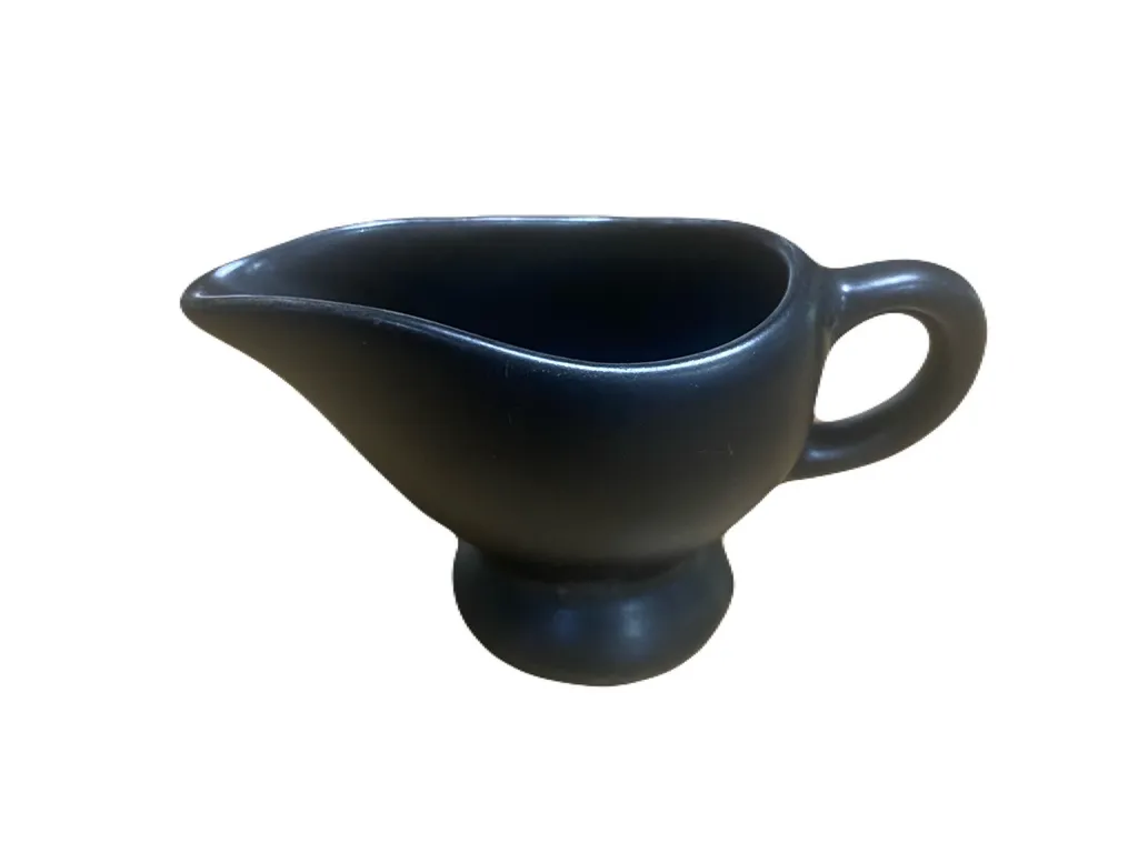 เหยือกอาลาดินดำด้าน