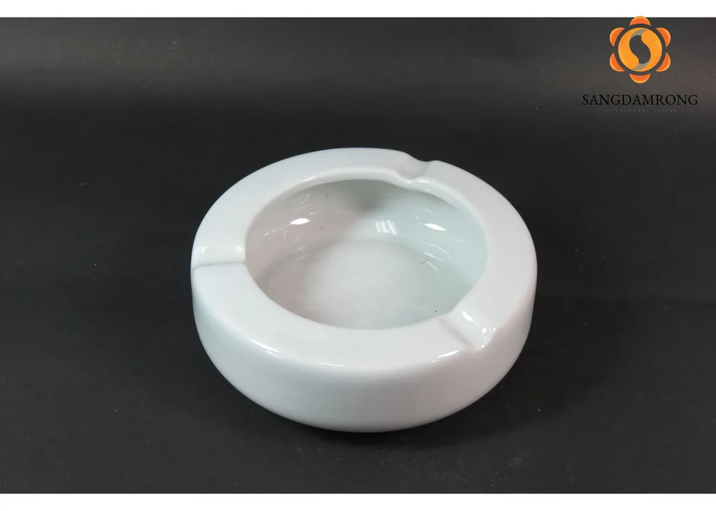 เขี่ยบุหรี่แบนเล็ก ขาว