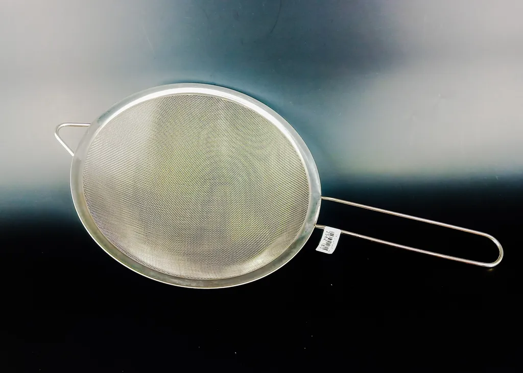 กระชอนสแตนเลส XL แบบบาง (24x43.5cm.)