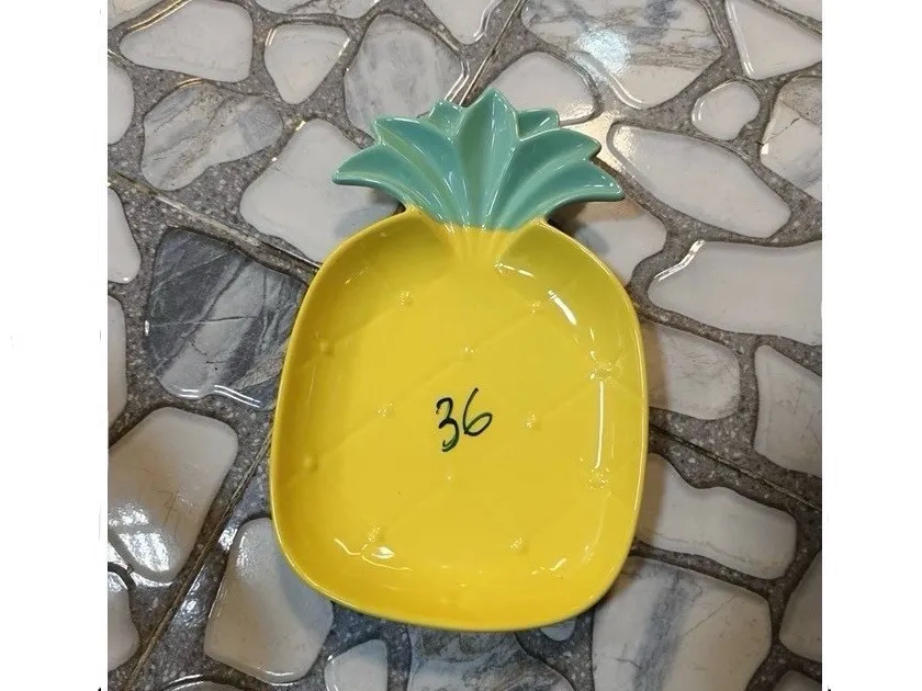 จานสับปะรด 9 นิ้ว