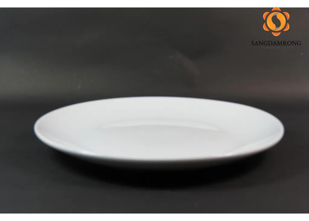 จานใบบัวขาว 8"pb