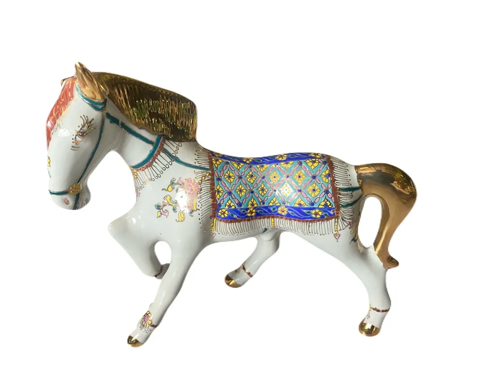 ม้าใหญ่ เบญ