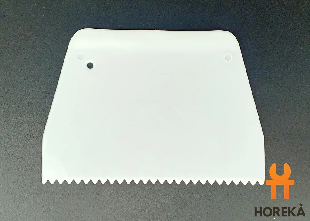 ปาดแป้งเหลี่ยมคางหมู หยัก 14*11*10ซม. #8056