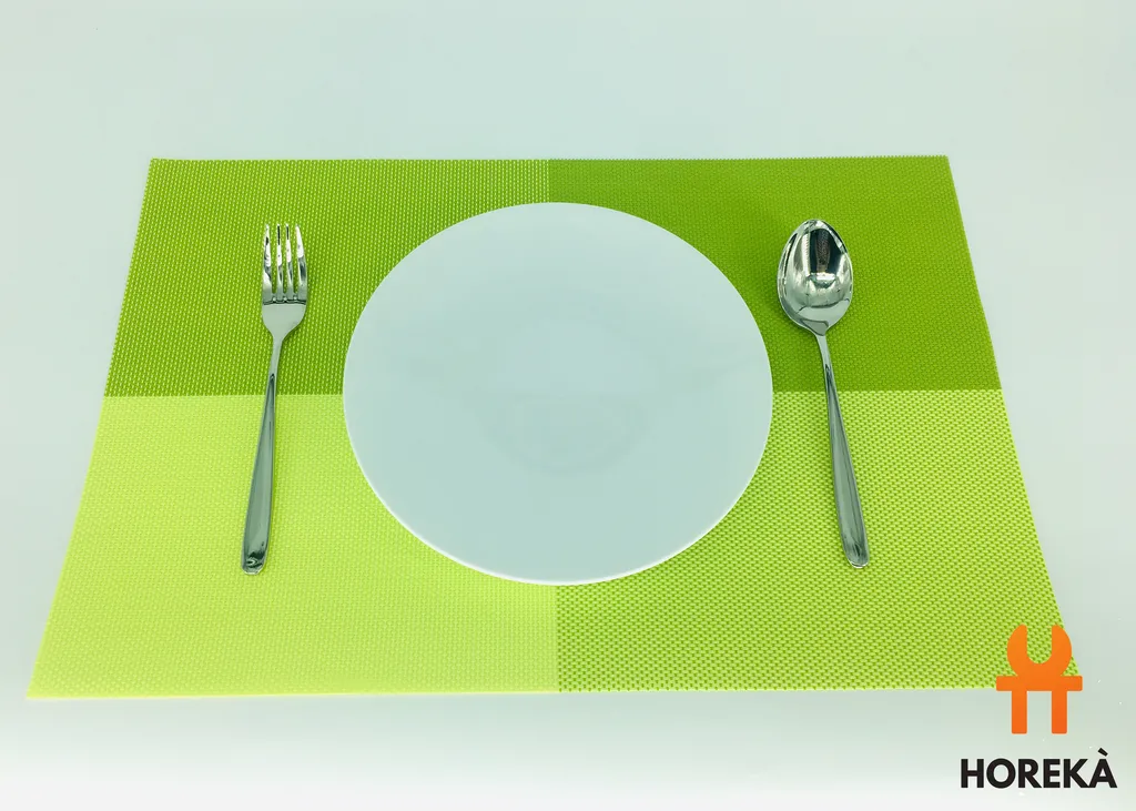 PM210388 เสื่อรองจาน เขียว 4 ช่อง (30*45ซม.) NX-TG08