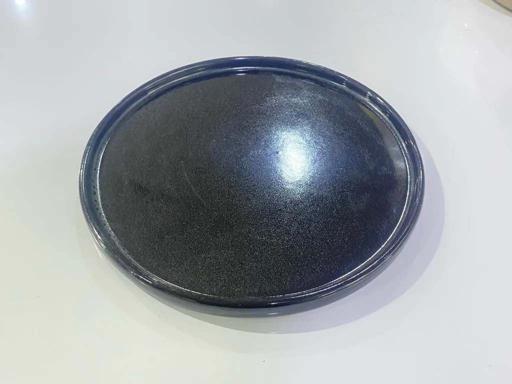 จานยกขอบ 8" สีเปลือกมังคุด