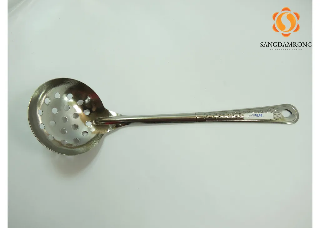 KC571 กระบวยบางเจาะรู SL 7 ซม.