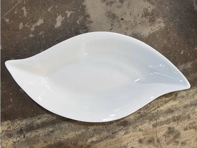 ชามเรือใบไม้ 11 นิ้ว ขาว