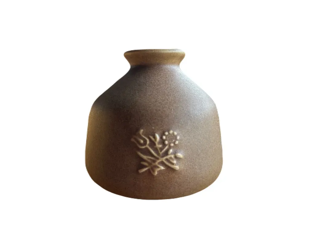 แจกันกลมน้ำตาล(S 69-02)